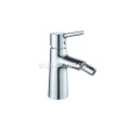 การออกแบบใหม่ Long Handle Long Blass Basin Faucet